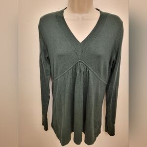 EUC Gap Ladies Cashmere Blend Sweater